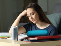 كيف تتعامل مع ضغط الأهل أثناء التوجيهي؟