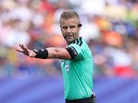 حكم مباراة إسبانيا والنمسا اليوم في كأس العالم 2026