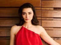 Özge Törer