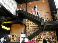 Iraqis are pictured inside "The Station", Baghdad's incubator for would-be entrepreneurs, in the Iraqi capital on November 17, 2018.
SABAH ARAR / AFP