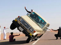Saudi youths demonstrate another vehicle stunt. (carbuzz.com)