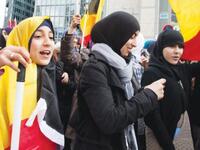 Belgian-muslim-women-protest-demonstration-hijab-burqa-niqqab-www.muslimpress.com-2015
