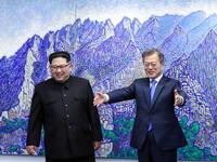 Another moment of joviality and friendliness. AFP/File Photo 