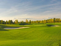 Deemed as one of Central Europe’s biggest golf resorts, Krakow Valley is an 18 hole championship golf course designed by Ronald Fream. With a variety of tee distances, the course welcomes both advanced players and beginners. Enjoy the unique layout of Krakow Valley,  a course complete with wide bunkers and lush fairways.