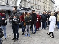 people queue for blood donations paris