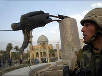 saddam statue firdos square 