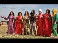 Syrian women 