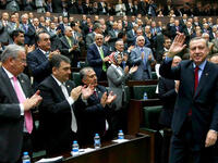 Erdogan’s name is not on the ballot this week, he only just began his five-year presidential term last August. What matters for this election is the parliament, and whether Erdogan’s AKP party can get a three-fifths majority there. To do this, the AKP must garner 330 out of 367 seats. Unlikely the polls suggest, but it’s not impossible. 