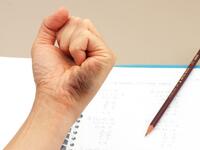 Arabic and Hebrew are the only major scripts written right-to-left. But Hebrew characters are formed left-to-right, so that leaves only Arabic (including Urdu and Persian) as fully favoring lefties! This means no smeared ink for southpaws, and somehow the right-handed Arabs seem to cope.

