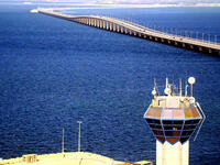 bahrain saudi bridge causeway 