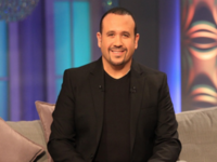 الفنان هشام عباس