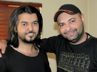 Singer Mohammed Tayeb débuted his hit “Bain El Asir Wo Maghreb”(between afternoon and evening), a song derived or
borrowed from Iraqi tradition. 