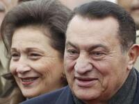 Facebook commentary on the thieving couple: they thought they were the Sun and the Moon, fixed permanent features for Egypt. They think they are Pharaoh and Cleopatra.