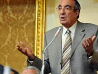 Zakaria Azmi, Mubarak’s long time chief-of-staff.  Very implicated in the Mubarak mess. Chants calling him thief, bayed for his blood and detention.