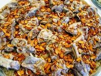 A traditional Jordanian dish, Mansaf. Ramadan being the festival of giving & sharing, families prepare special food & gather 
for Iftar & Suhoor. Due to the emphasis on providing bountiful, generous meals in 
celebration, increased food purchasing is witnessed all month, so more wastage with it.