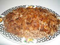 المجدرة: وتصنع من الأرز وحبوب العدس الخاصة بها "تختلف عن حبوب العدس لشوربة العدس" ويضاف إليها البصل المقلي وهي اكلة شتوية. والعدس المستخدم في المجدرة ممكن استخدامه في "الحراء بأصبعه" ويضاف له العجين والخبز المقلي وهي أكلة شامية.