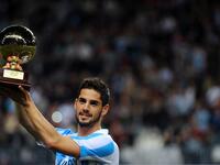 2012: لاعب الوسط الإسباني إيسكو آلاركون (ملقة)