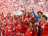 ظفر بايرن ميونخ بدرع الدوري الألماني للمرة الـ 25 في تاريخه بعدما جمع 88 نقطة من 34 مباراة.