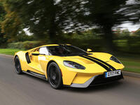 3- فورد جي تي (Ford GT)