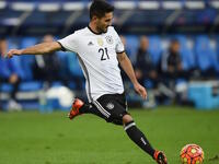 لاعب الوسط الألماني إيلكاي غوندوغان: تميزت مسيرة نجم بوروسيا دورتموند بكثرة الإصابات، ولن يكون الحال مختلفاً هذا الصيف بعد تعرضه لانتكاسة جديدة في الركبة خلال التدريبات.