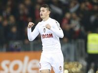 الكولومبي جيمس رودريغيز: انتقل من بورتو لموناكو مقابل 39.5 مليون جنيه استرليني الصيف الماضي، ووقع صاحب الـ 22 عاماً على عقد لمدة 5 أعوام مع فريق الإمارة، ولم يقدم حتى الآن المستويات التي من شأنها أن ترضي طموح عشاق فريقه.