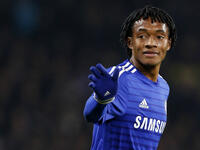 الجناح الكولومبي خوان كوادرادو: لم ينجح نجم يوفنتوس الحالي في فرض نفسه رفقة البلوز رغم التوقعات الكبيرة التي رافقت انتقاله مقابل قرابة 30 مليون يورو، ويعود ذلك بنسبة كبيرة لقلة الفرص التي منحه إياها مورينيو، مما دفع اللاعب للعودة إلى إيطاليا.