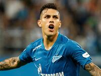 لاعب الوسط الأرجنتيني لياندرو باريديس (زينيت) - الأندية المهتمة: تشيلسي