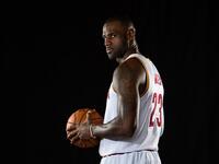 2- لاعب كرة السلة الأميركي ليبرون جيمس: 33.1 مليون متابع