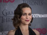 إميليا كلارك هي ممثلٌة وعارضة أزياء وممثلٌة مسرح إنجليزية، وجاءت في المرتبة التاسعة في قائمة أجمل النساء في العالم.