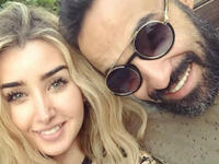 The couple met for the first time in the premiere of the film Harb Karmouz