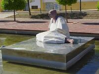 المعتمد بن عباد هو ثالث وآخر ملوك بني عبَّاد في الأندلس، وابن أبي عمرو المعتضد حاكم إشبيلية، كان ملكاً لإشبيلية وقرطبة في عصر ملوك الطوائف قبل أن يقضي على إمارته المرابطون.