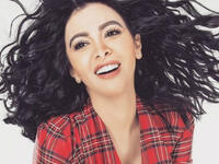 The Egyptian actress sported two casual looks in the photos that were taken by Photographer Mahmoud 