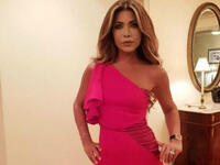 Nawal chose a red jumpsuit for the occasion