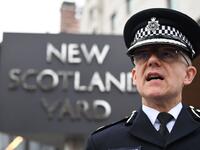 قال مارك رولي رئيس جهاز مكافحة الإرهاب في شرطة العاصمة إن "الشرطة تعرف هوية المهاجم وتعتقد أن الهجوم له صلة بالإرهاب الإسلامي".
