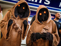 Cosplayers dressed as jawas from Star Wars  (Shutterstock/File Photo)