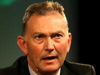 3- الإنجليزي ريتشارد سكودامور الرئيس التنفيذي للدوري الإنجليزي الممتاز.