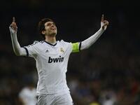 حساب البرازيلي ريكاردو كاكا (ريال مدريد) - ما يقارب الـ 14.3 مليون متابعاً. KAKA@