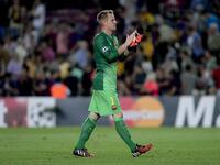 الألماني مارك أندريه تير شتيغن: انتقل من بوروسيا مونشنغلادباخ إلى برشلونة عام 2014 مقابل 14 مليون يورو.