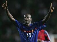 4- الظهير الفرنسي ليليان تورام: غادر بارما باتجاه يوفنتوس مقابل 41.5 مليون يورو موسم 2001-2002.