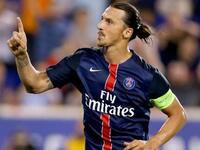 3- المهاجم السويدي زلاتان إبراهيموفيتش (باريس سان جيرمان): بما مجموعه 39.1 مليون دولار