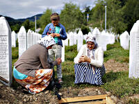صرح  علي جمعة في أحد البرامج أن "الأراوح بتشوف مكان الجثة ما بين عصر الخميس لفجر يوم السبت ويفتح لهم نافذة زي غوغل إيرث ولو روحت ما بين عصر الخميس وفجر السبت الميت بيشوفك وبتظهر قدامه في الكاميرا.