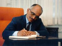 وصدر لجلالته كتابان هما: "حربنا مع إسرائيل"، و"مهنتي كملك"، إذ تبوأت المملكة في عهده مكانة متميزة على خريطة العالم، كدولة تتسم بسياسة الاعتدال والاتزان والواقعية، وتؤمن بالسلام.
