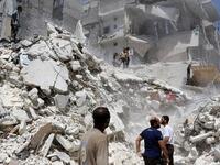 الدفاع المدني تحدث عن جثث القتلى التي تملأ الشوارع في حلب، وتحت أنقاض الأبنية المدمرة مع استمرار القصف، بينما شهدت الأحياء التي بقيت تحت سيطرة المعارضة حركة نزوح كبيرة للمدنيين.
