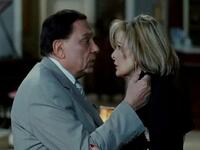 القبلات شيء اعتاد الجمهور رؤيته في أفلام عادل إمام ويسرا، إلا أن تقاليد المصريين رفضت قبلة الزعيم ليسرا، في فيلم «بوبوس»، حيث رأى الجمهور أن سن الفنانين الكبير جعل القبلة غير مقبولة، فما كان يحدث أمس، ليس مقبولاً أن يحدث اليوم.