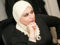 منح مجلس المرأة العربية الأمريكية للأعمال والشؤون التجارية جائزة تقديرية بإسم"امرأة العام في مجال العمل والإبداع" للسورية ليلى الحسيني. وهو ما يساعد في انخراطها في مجال العمل والنجاح في حياتها المهنية.
