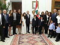 تزوج ميشال عون في 30 يونيو 1968 من نادية سليم الشامي ولهما ثلاث بنات هنّ ميراي، كلودين وشانتال .