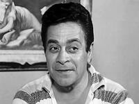 توفيق الدقن:
توفي وله أكثر من 75 فيلمًا، اشتهر بأدوار الشر وإن لم يخل أداءه من خفه ظل، وكان ناجحًا في أدوار اللص والبلطجي والسكير إلى درجة أن بسطاء الناس كانوا يصدقونه فيما يفعله ويكرهونه بسبب تلك الأدوار.