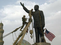 كان الأستاذ ضابطًا سابقًا في الجيش العراقي وبزغ نجمه في التنظيمات المتطرفة بعد سقوط النظام العراقي السابق برئاسة صدام حسين عام 2003.