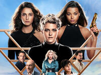 Charlie’s Angel: 3 فتيات يعملن من أجل تحقيق اﻷمن والمهارات في مجال التحقيق لصالح عملائهم اﻷخصاء، واﻵن توسع نشاط وكالة تاونسند على مستوى العالم ليشمل مجموعة من السيدات المدربات على أعلى مستوى من جميع أرجاء العالم، واللاتي يعملن على أصعب المهام.