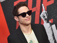 Pete Davidson, Three Other Cast Members to Leave 'Saturday Night Live'